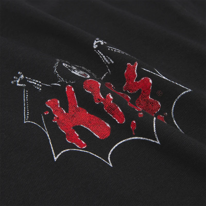 Kiss - BAT WING CHEST T-SHIRT
