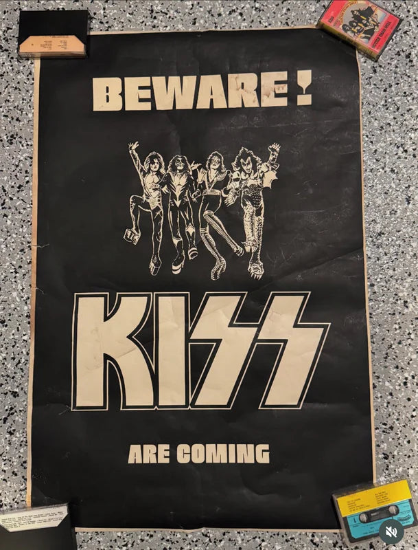 Kiss - Beware! T-Shirt