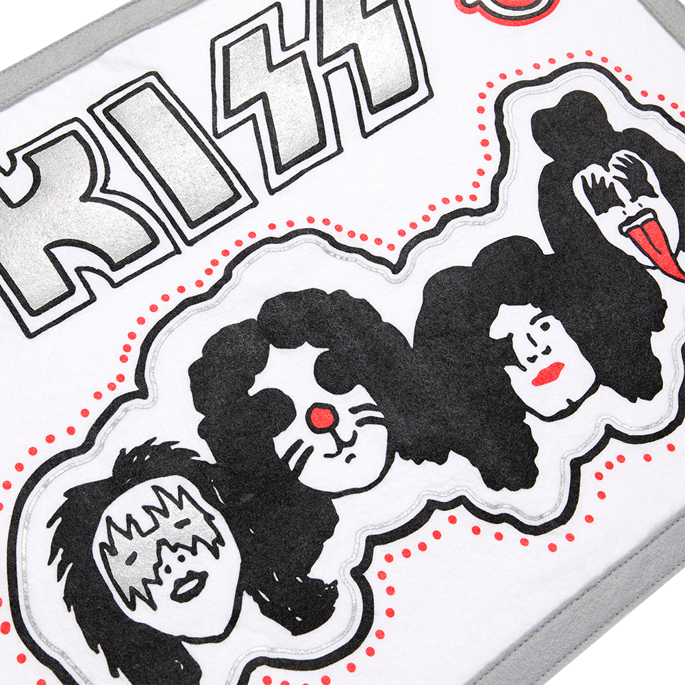Kiss - Back Cover Banner